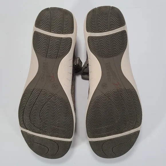 Dansko Haven Mary Jane Shoes Taupe Metallic Women Size 9
