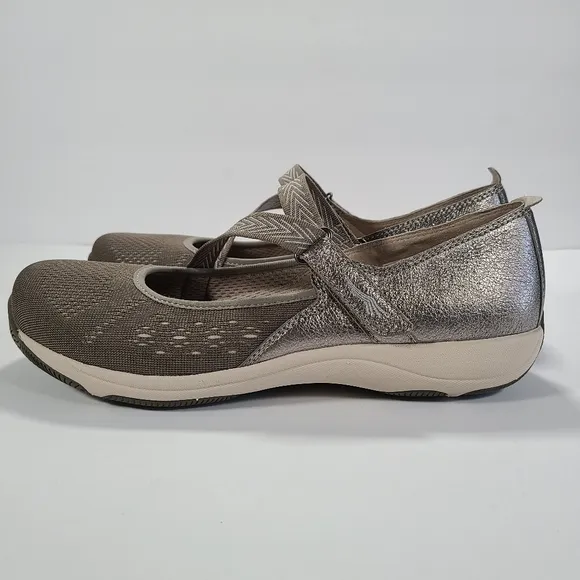 Dansko Haven Mary Jane Shoes Taupe Metallic Women Size 9