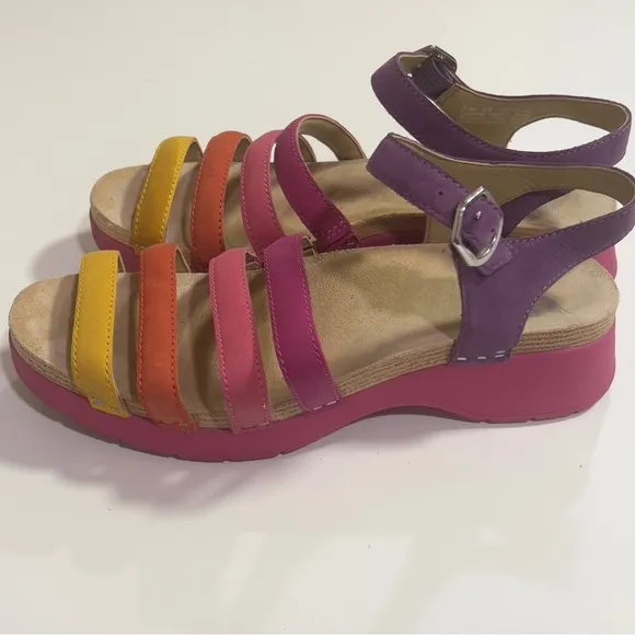 Dansko New Women’s Roxie Sandal Multi Colored Nubuck size 38
