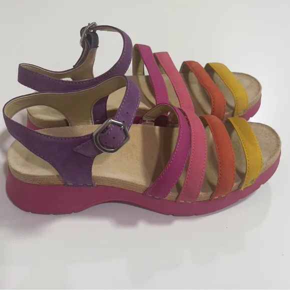 Dansko New Women’s Roxie Sandal Multi Colored Nubuck size 38