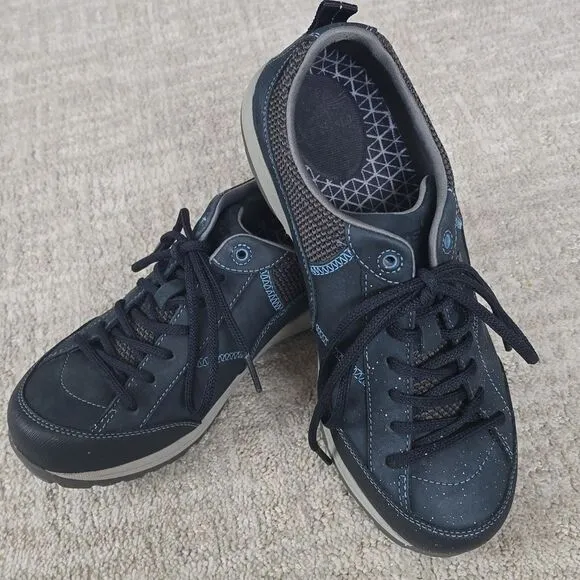 Dansko | Paisely Waterproof Sneakers