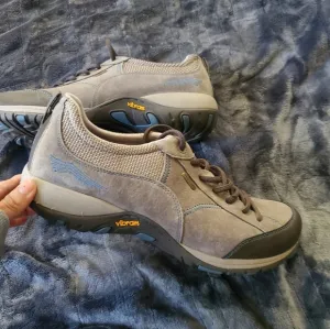 Dansko paisley gray lace up suede waterproof woman's shoes