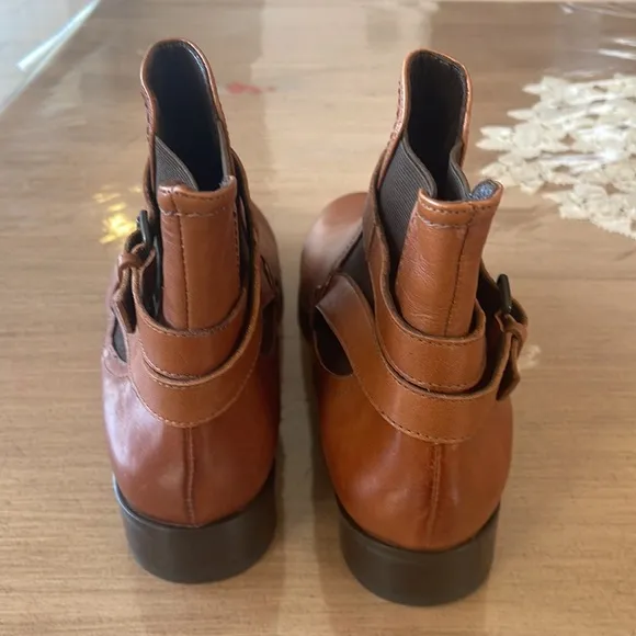 Desa ankle boots