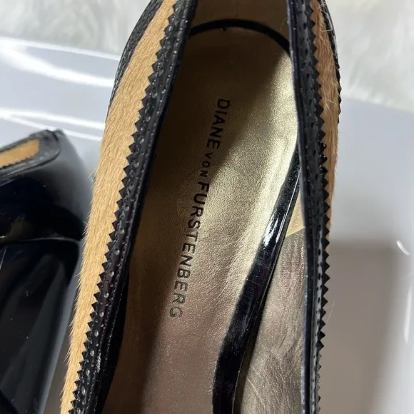 Diane Von Furstenberg Stylish Black and Tan Women's Heels
