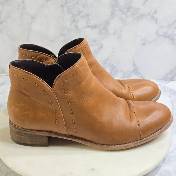 Diba True River Queen Ankle Booties Size 8.5 Camel Leather Western Prarie