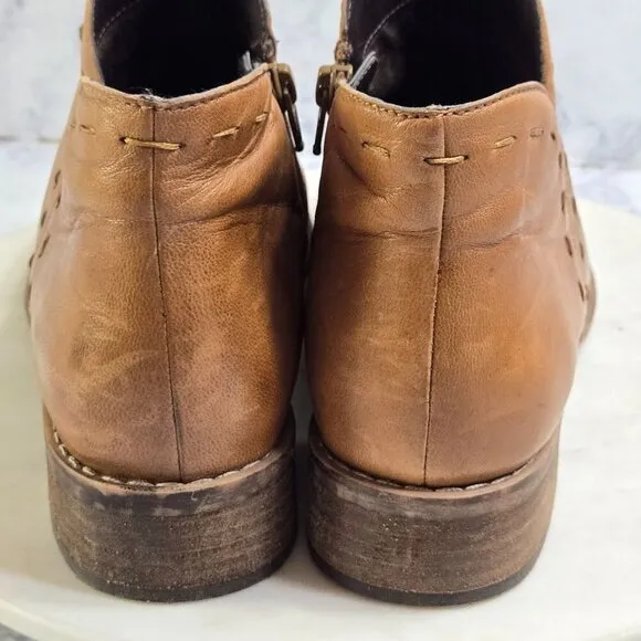Diba True River Queen Ankle Booties Size 8.5 Camel Leather Western Prarie