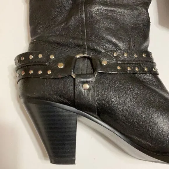 Dingo Emma Slouchy Western Boot, 7. Black withSilver Hardware.