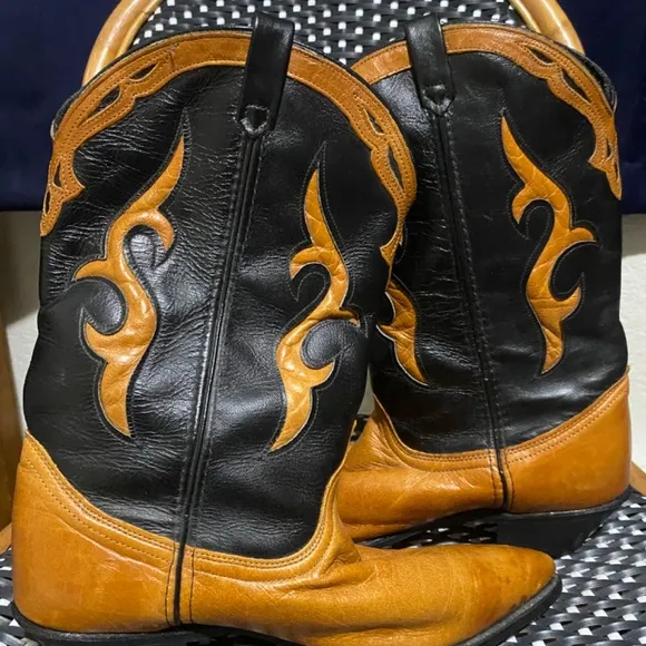 Dingo Size 9 Women’s Cowboy Boots