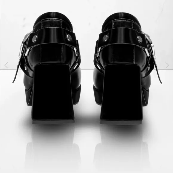 Disturbia | EUC witch kicks size us10 | Cherish Mary Janes Black Platform Shoes
