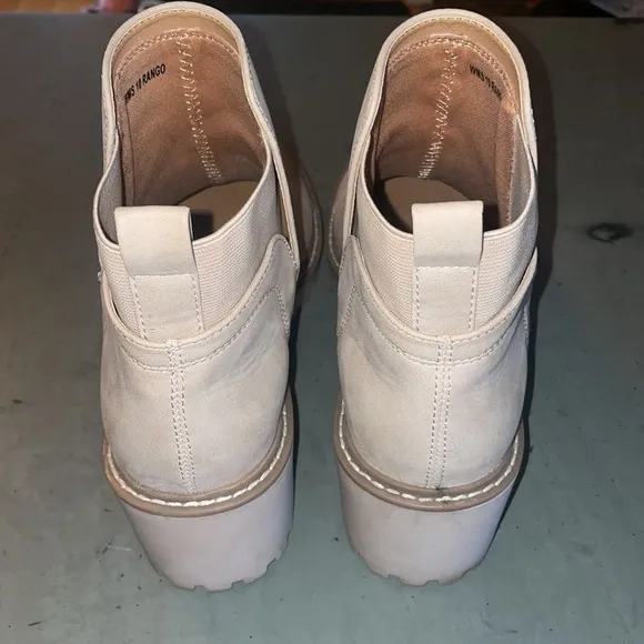 Dolce Vita ankle boots size 10