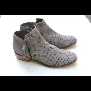 Dolce vita ankle boots