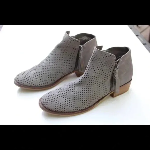 Dolce vita ankle boots