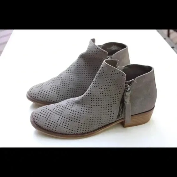 Dolce vita ankle boots
