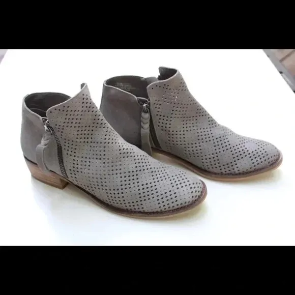 Dolce vita ankle boots