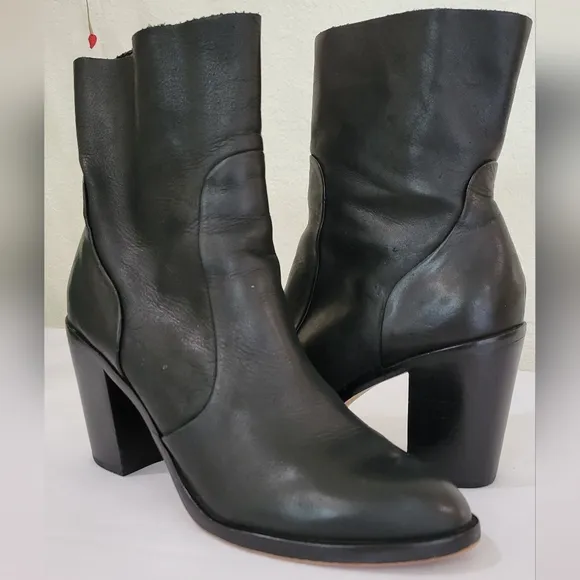 Dolce vita ankle boots