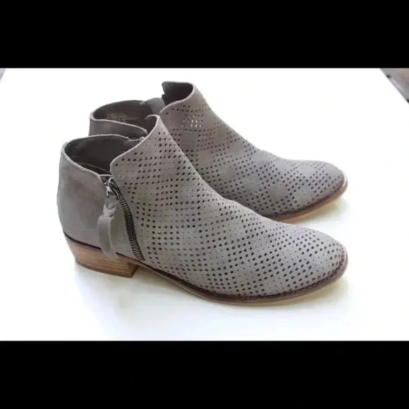 Dolce vita ankle boots
