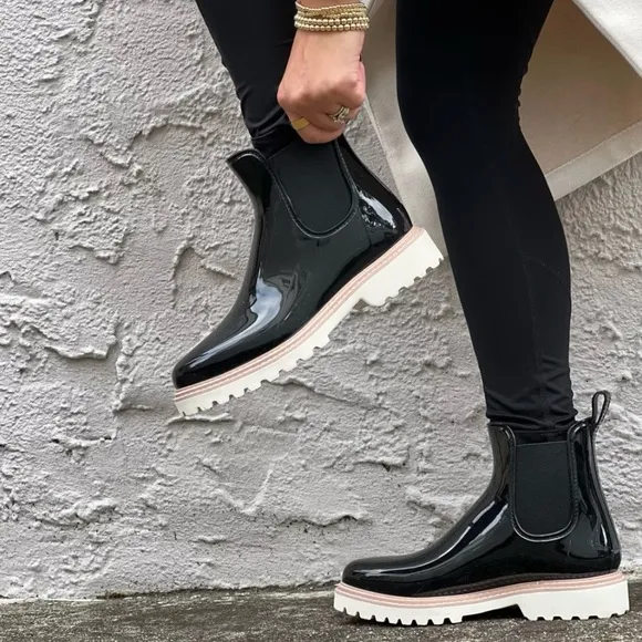 Dolce Vita Stormy Rain Boots in Black Size 9