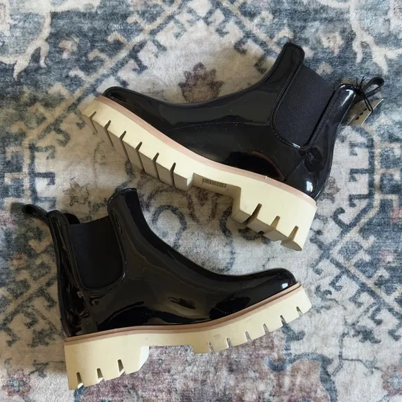 Dolce Vita Stormy Rain Boots in Black Size 9