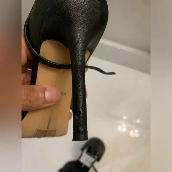 DOLCE VITA Women's Halo Black Leather Ankle Strap Chic Shoes Heels Sandals 6.5