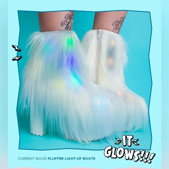 Dolls Kill Current Mood Light Up Fluffer White Boots Women’s Size 11