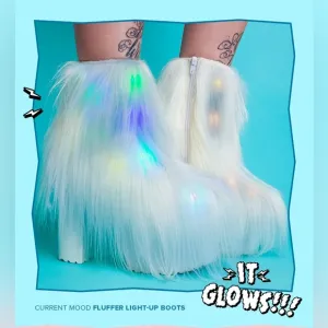 Dolls Kill Current Mood Light Up Fluffer White Boots Women’s Size 11