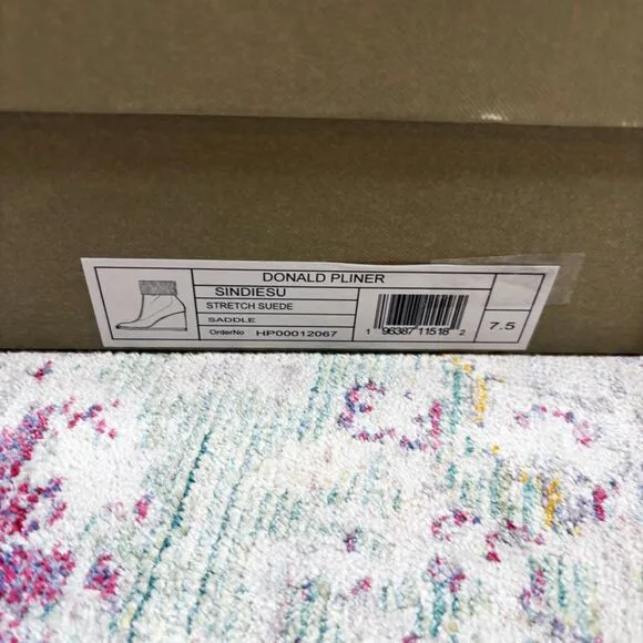 Donald J Pliner Sindiesu Suede Boots