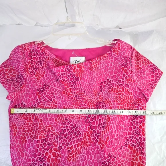 Donna Ricco Women Size 6 Top Elastic Ruffled Skirt Pink Animal Print Lightweight