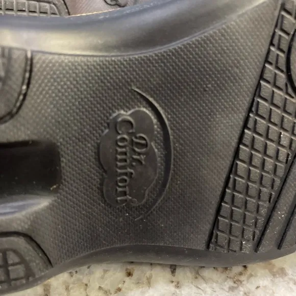 Dr Comfort Distressed Leather shoes men’s size 9.5