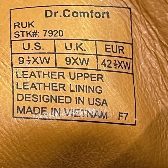 Dr Comfort Distressed Leather shoes men’s size 9.5