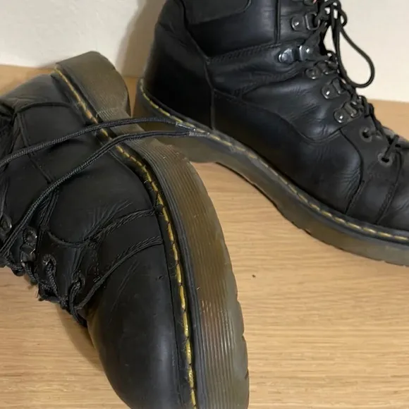 Dr Doc Martens 8699 Black Boots size 13