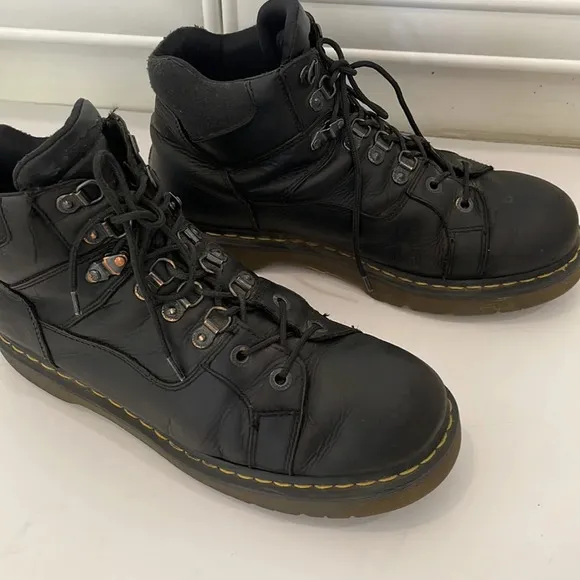 Dr Doc Martens 8699 Black Boots size 13