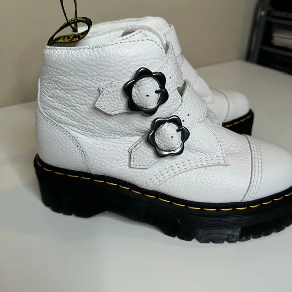 Dr. Marten x Devon Flower Leather Platform Boots White Milled Size 9 NWOT