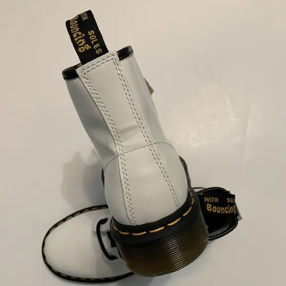 Dr Martens 101 Ys White Smooth Leather 6 Holes Ankle Wedding Boots Size Womens 5