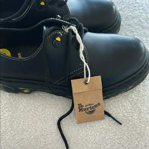 Dr. Martens 1461  marbled sole leather men’s 5 women’s 6 NWT