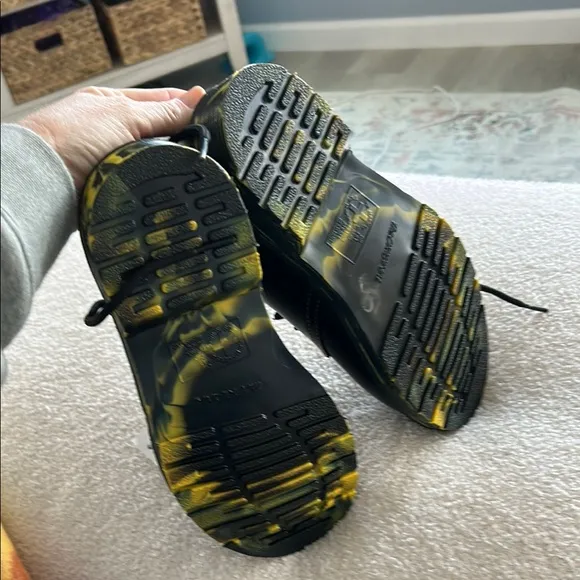 Dr. Martens 1461  marbled sole leather men’s 5 women’s 6 NWT