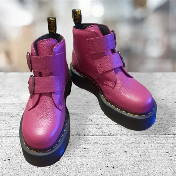 Dr Martens Fuschia Devon Heart Boots Size 8
