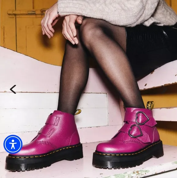 Dr Martens Fuschia Devon Heart Boots Size 8