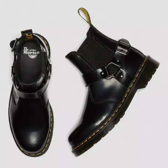 DR. MARTENS WINCOX SMOOTH LEATHER BUCKLE MOTO CHELSEA BOOTS Size 6 Women’s