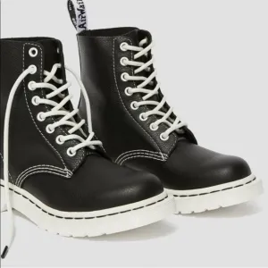 Dr. Martens Women's 1460 Pascal Virginia Lace Up Boots - Black/White Sz - 6 .US