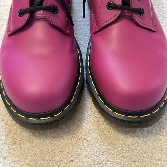 Dr Martins purple leather lace up boots Unisex size womans 12 / mens 11