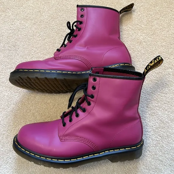 Dr Martins purple leather lace up boots Unisex size womans 12 / mens 11