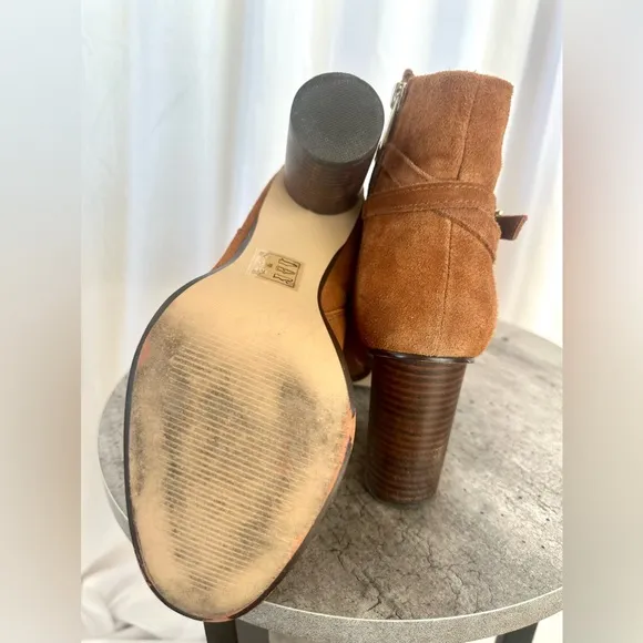 DRAPER JAMES Tegan Brown Leather Boots with Gold Detail - size 7.5