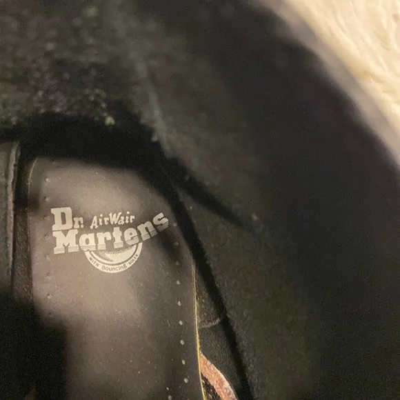 Dr.Martens  Air Wair with sole bouncing 🥾 size 8M BNWOT please see all photos