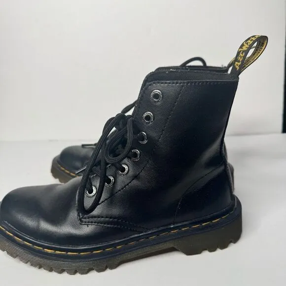 Dr. Martens black ankle boots size 6