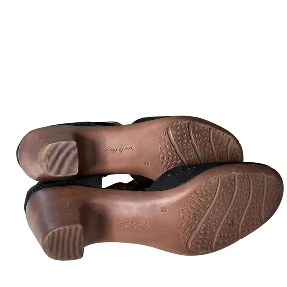 Easy Spirit | Cindie Mary Jane Heels Black Size 12
