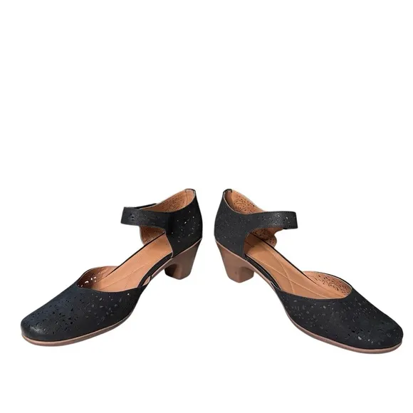 Easy Spirit | Cindie Mary Jane Heels Black Size 12