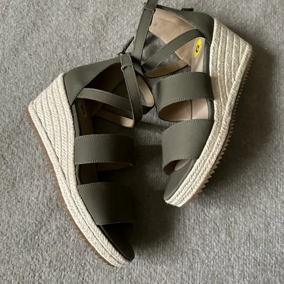 Eileen Fisher “Wali” Espadrille Wedge Strappy Sandals/Shoes| Olive NWOB~9
