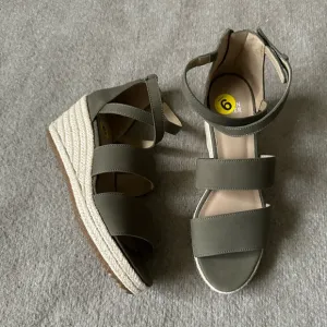 Eileen Fisher “Wali” Espadrille Wedge Strappy Sandals/Shoes| Olive NWOB~9