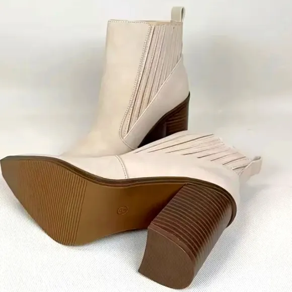 Elegant Beige Ankle Boots Sz 9.5