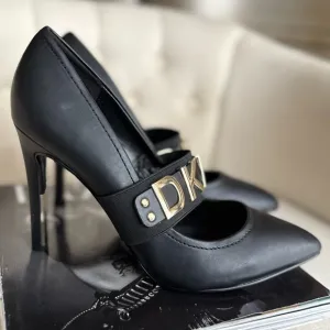 Elegant Black heels stylish modern shoes